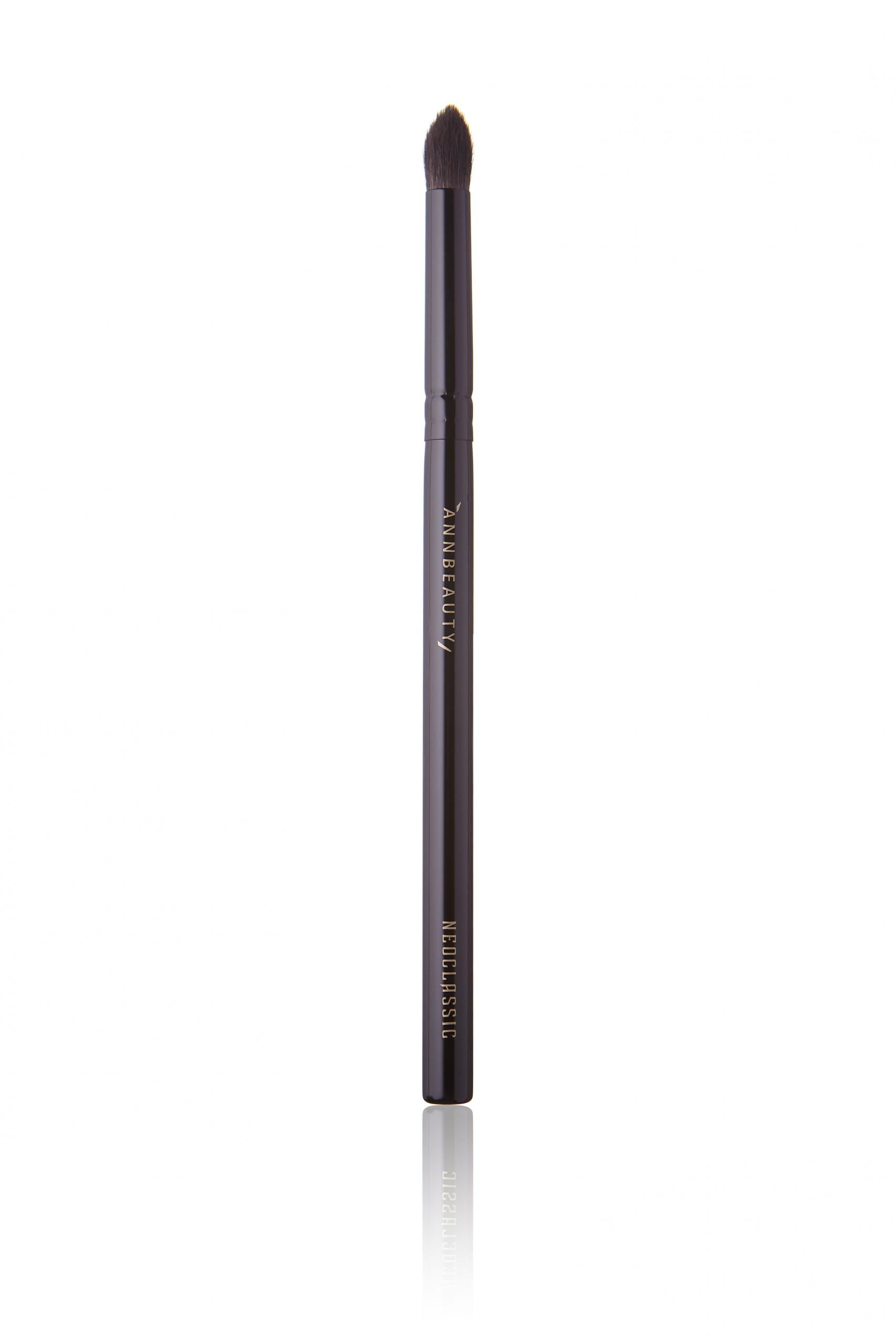 Annbeauty N8 - кисть для прорисовки складки века и расстановки акцентов